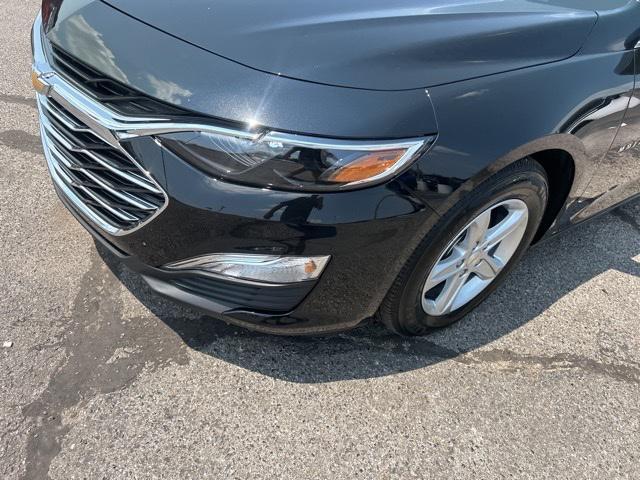 new 2025 Chevrolet Malibu car, priced at $22,995