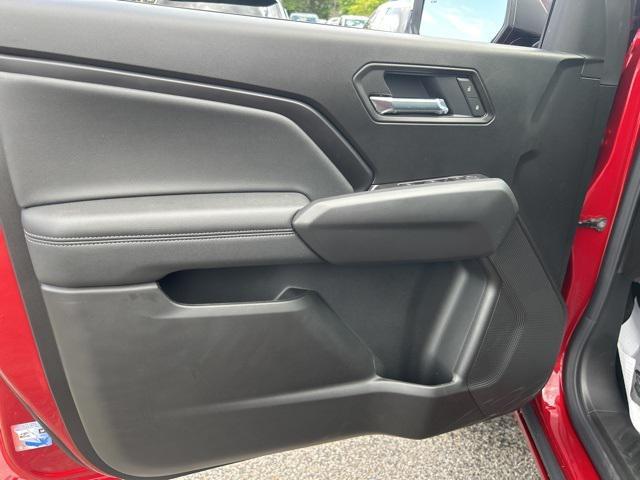 new 2025 Chevrolet Colorado car, priced at $38,104