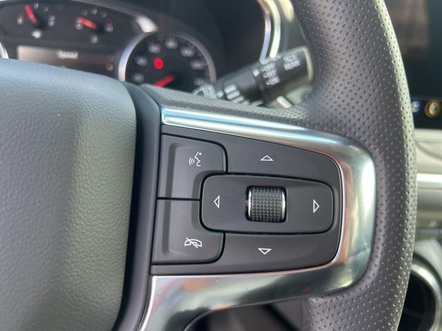 new 2025 Chevrolet Blazer car, priced at $33,655