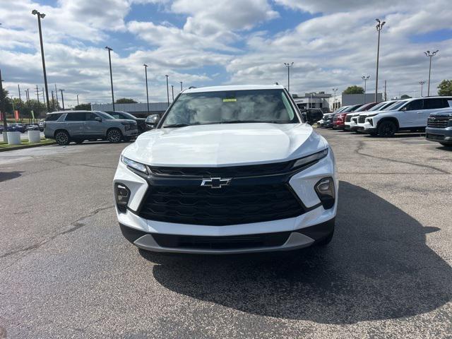 new 2025 Chevrolet Blazer car, priced at $33,655