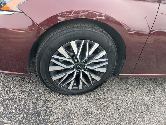 used 2024 Nissan Altima car, priced at $20,894