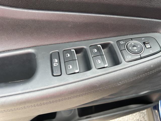 used 2023 Hyundai Santa Fe car, priced at $21,991