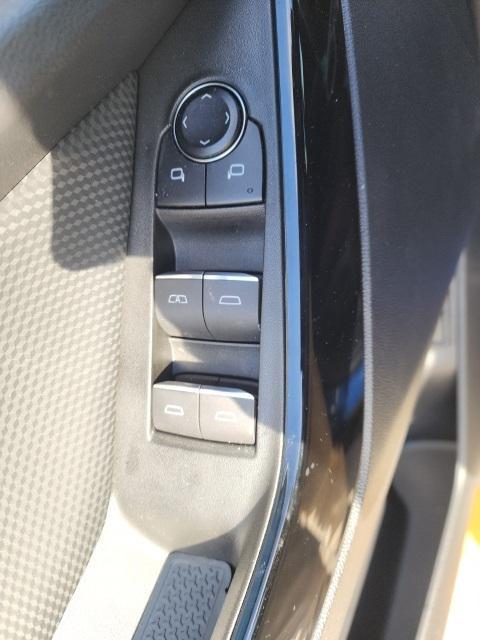 used 2025 Chevrolet Equinox car, priced at $32,991