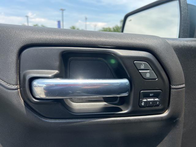 used 2022 Chevrolet Silverado 1500 car, priced at $37,994