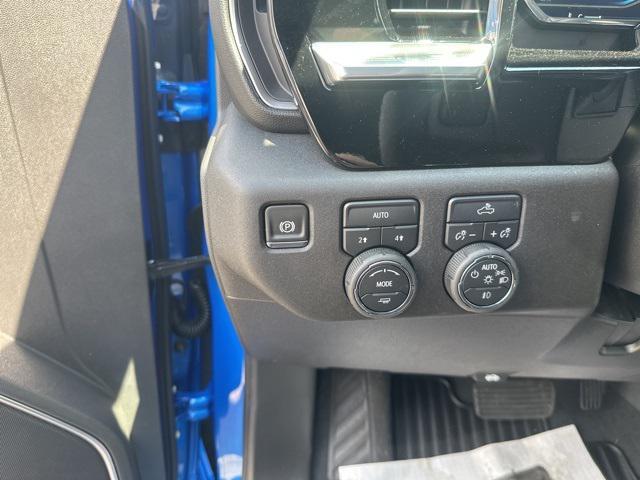 new 2025 Chevrolet Silverado 1500 car, priced at $49,735