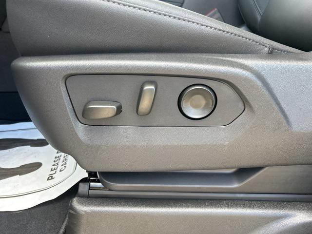 new 2026 Chevrolet Suburban car, priced at $71,933