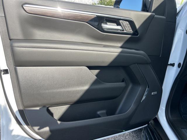 new 2026 Chevrolet Suburban car, priced at $71,933