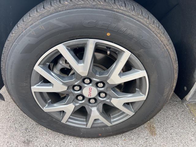 used 2023 GMC Acadia car, priced at $24,891