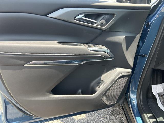 new 2025 Chevrolet Traverse car, priced at $42,945