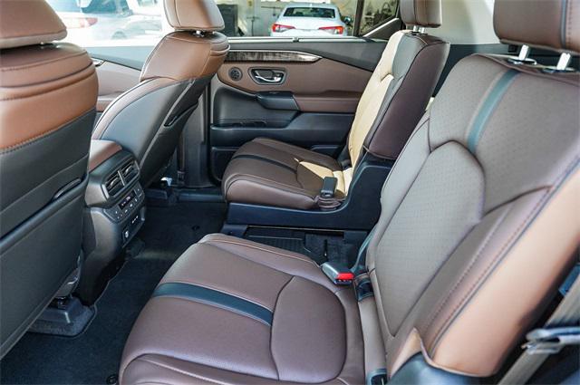 new 2025 Honda Pilot car, priced at $54,530