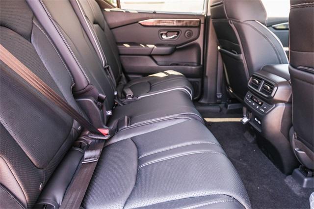 new 2025 Honda Pilot car, priced at $54,985