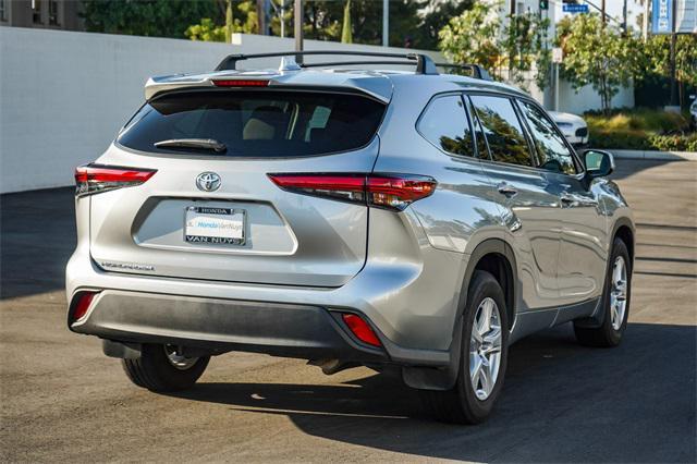 used 2021 Toyota Highlander car, priced at $29,991