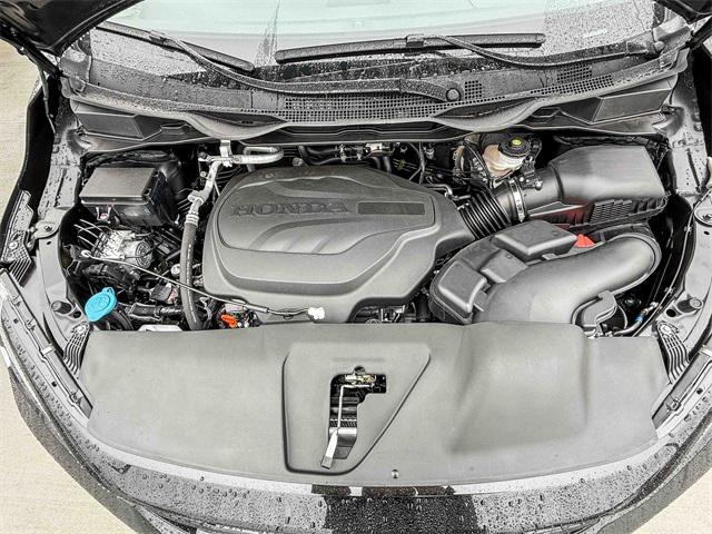 new 2025 Honda Odyssey car, priced at $48,360