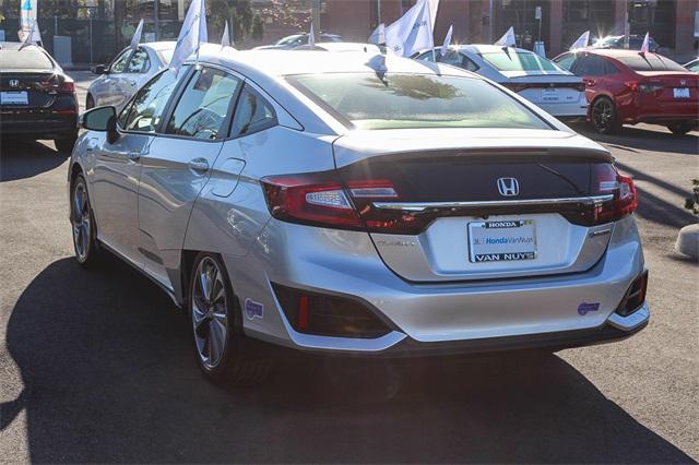 used 2018 Honda Clarity Plug-In Hybrid car, priced at $19,030