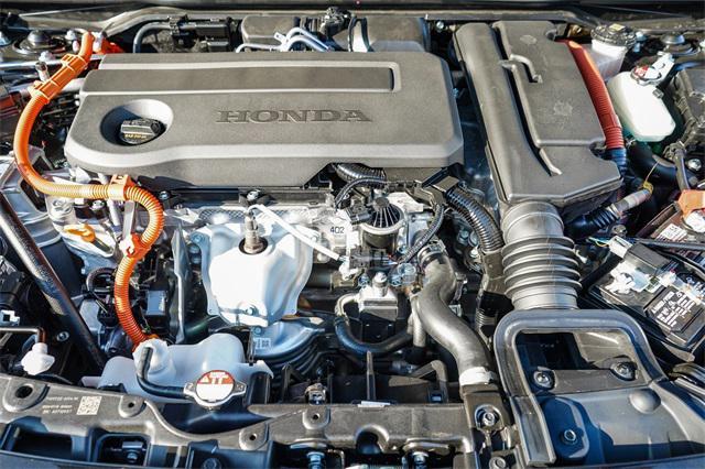 new 2025 Honda Civic Hybrid car, priced at $33,100