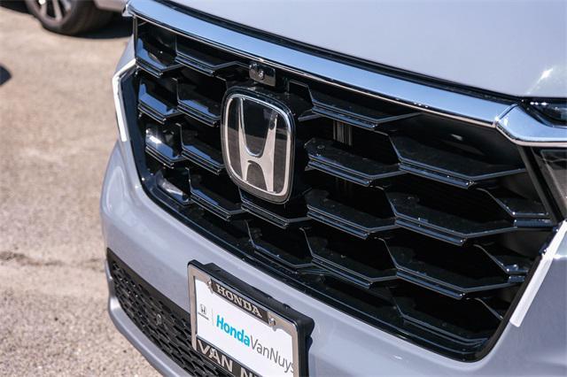 new 2025 Honda Pilot car, priced at $54,985