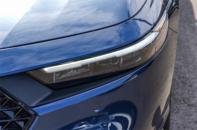 new 2025 Honda Accord Hybrid car, priced at $40,450