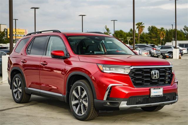 new 2025 Honda Pilot car, priced at $51,450