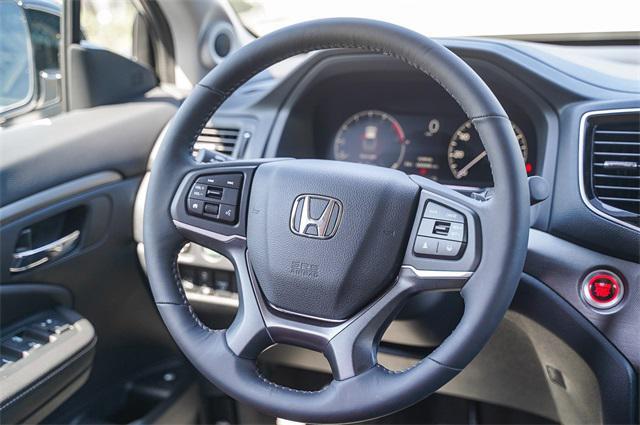 new 2025 Honda Ridgeline car, priced at $42,000