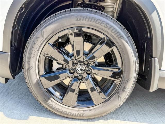 new 2025 Honda Pilot car, priced at $56,485