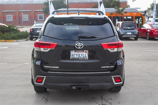 used 2018 Toyota Highlander car, priced at $28,661