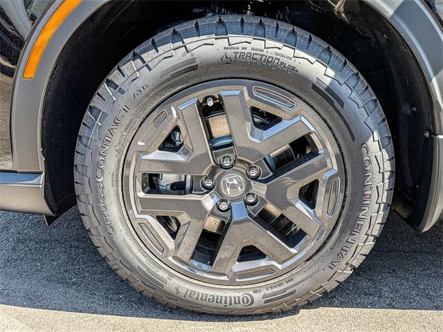 new 2026 Honda CR-V Hybrid car, priced at $40,195