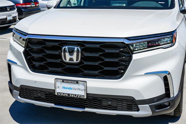 new 2025 Honda Pilot car, priced at $50,135