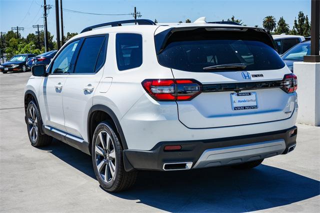 new 2025 Honda Pilot car, priced at $50,135