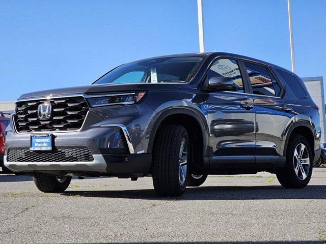 new 2025 Honda Pilot car, priced at $44,853