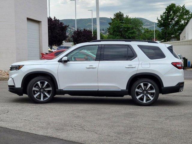 new 2025 Honda Pilot car, priced at $54,930