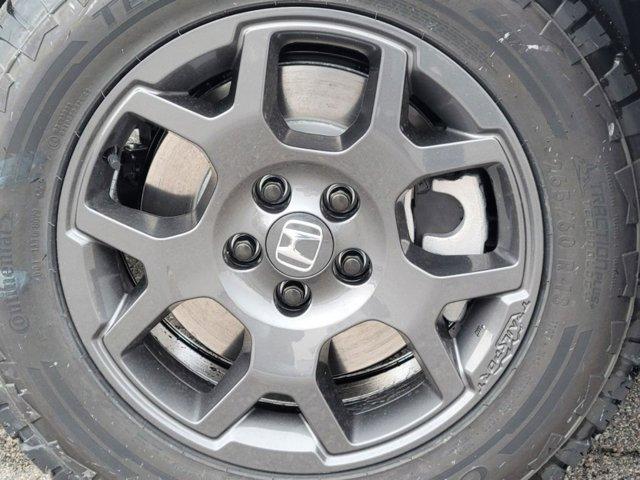 new 2025 Honda Pilot car, priced at $50,555