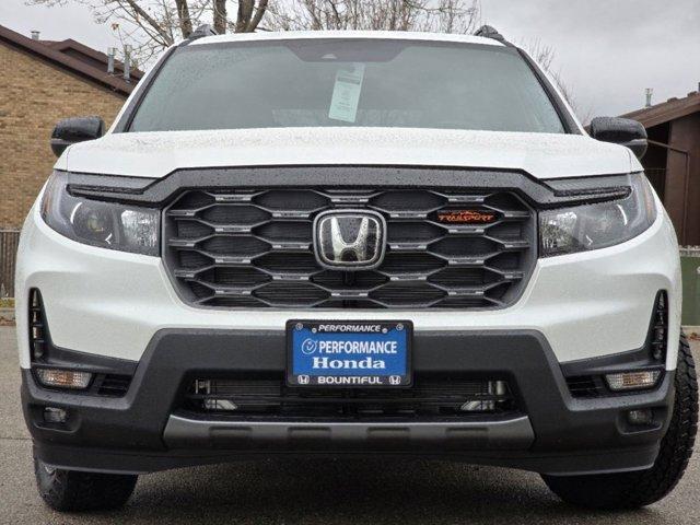 new 2025 Honda Passport car, priced at $44,743