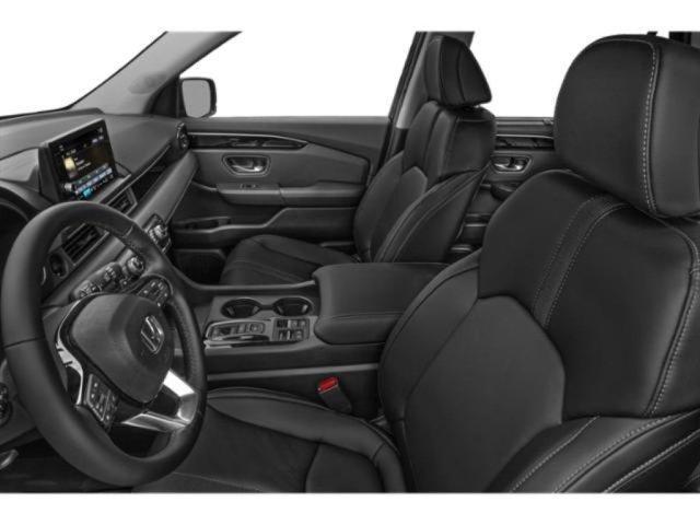 new 2025 Honda Pilot car, priced at $45,752