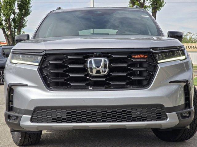 new 2025 Honda Pilot car, priced at $49,193