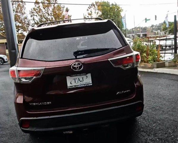 used 2016 Toyota Highlander car, priced at $23,066