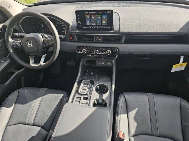 new 2025 Honda Pilot car, priced at $51,505