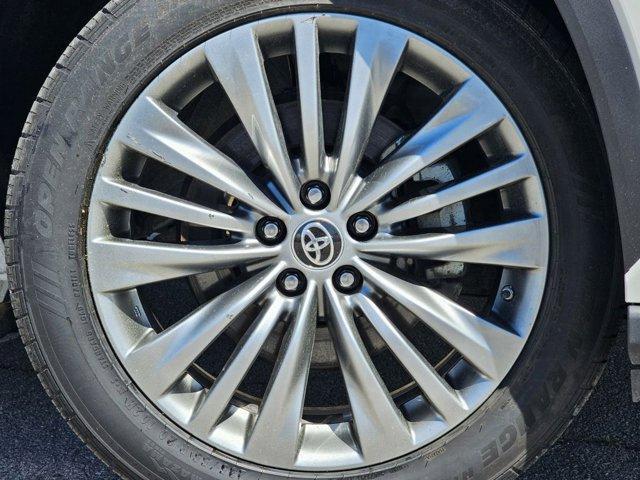 used 2020 Toyota Highlander Hybrid car, priced at $34,332