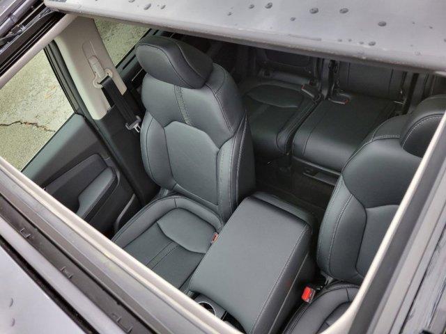 new 2025 Honda Pilot car, priced at $49,521