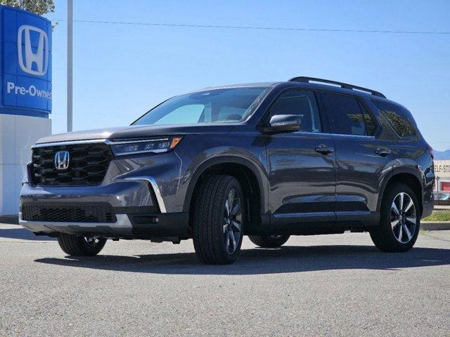 new 2025 Honda Pilot car, priced at $53,186