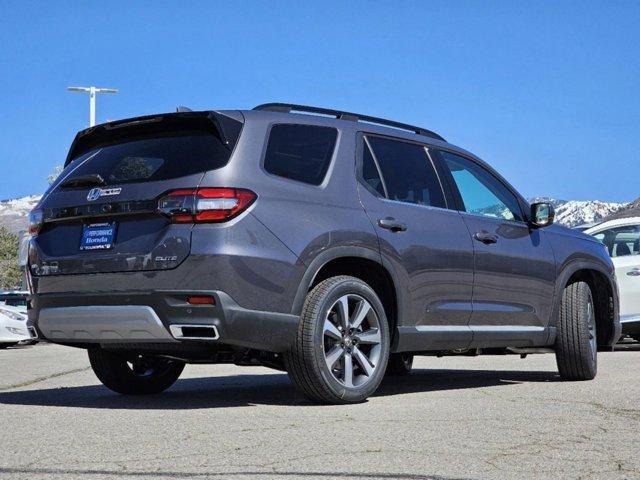 new 2025 Honda Pilot car, priced at $53,186