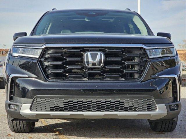 used 2024 Honda Pilot car, priced at $44,051