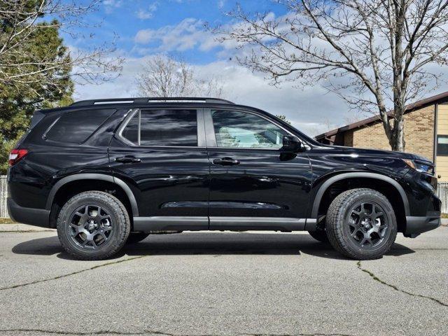 new 2025 Honda Pilot car, priced at $50,795