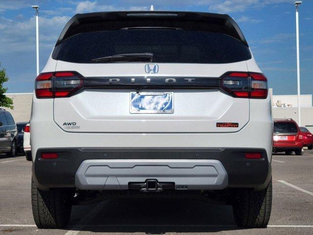 new 2025 Honda Pilot car, priced at $49,174