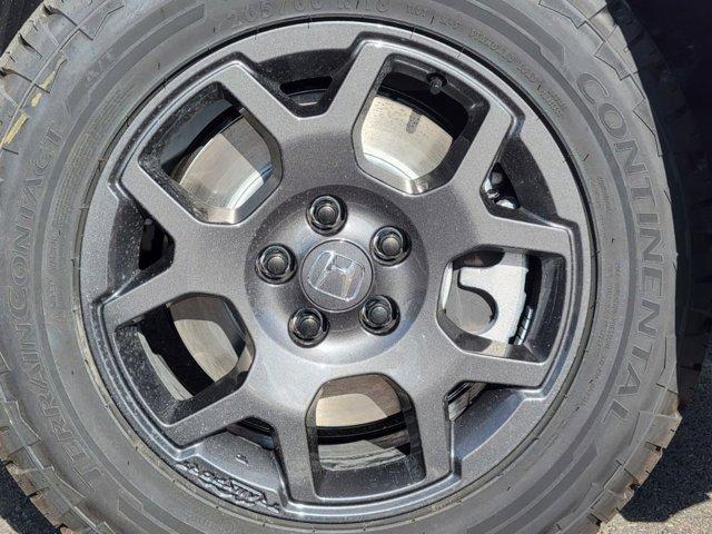 new 2025 Honda Pilot car, priced at $49,174