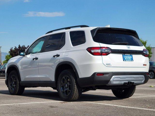 new 2025 Honda Pilot car, priced at $49,174