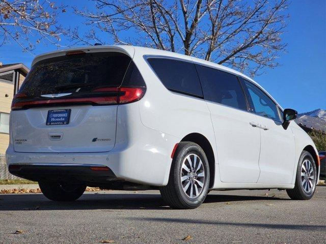 used 2024 Chrysler Pacifica Hybrid car, priced at $35,761