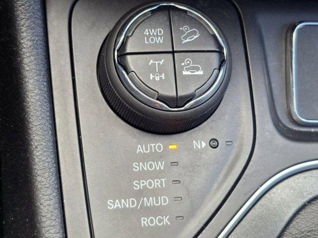 used 2021 Jeep Cherokee car, priced at $19,313