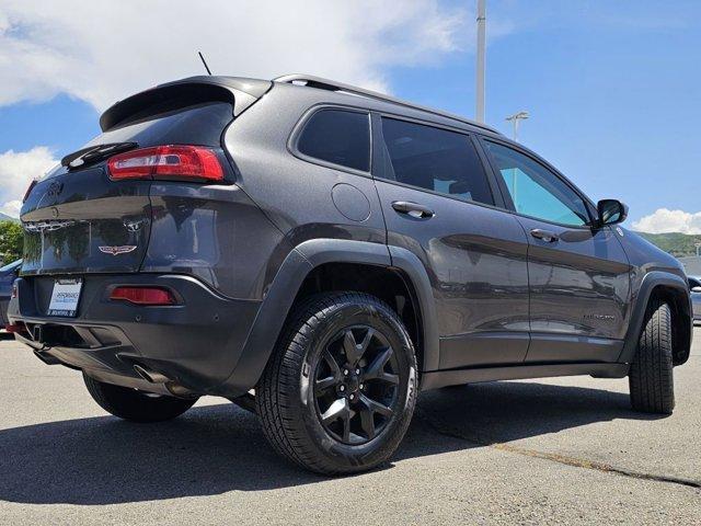used 2015 Jeep Cherokee car, priced at $11,995