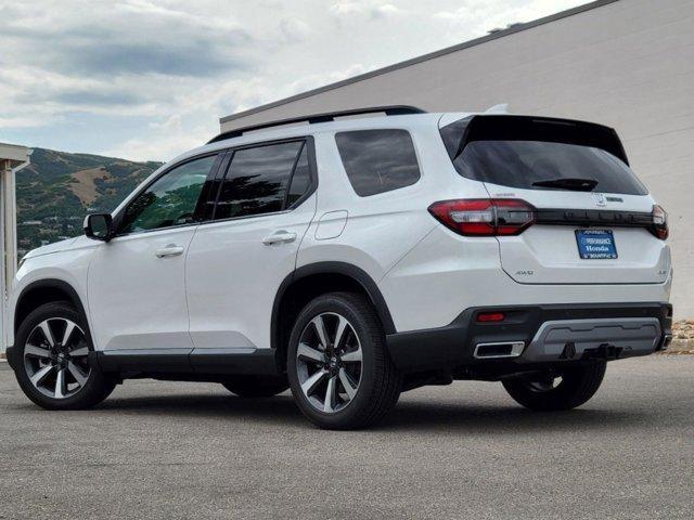 new 2025 Honda Pilot car, priced at $53,800