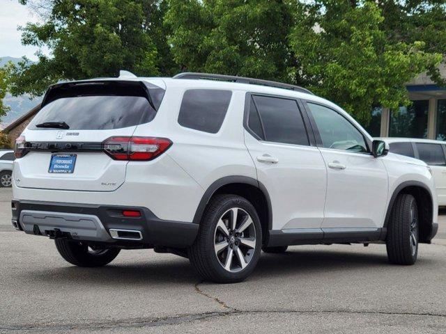 new 2025 Honda Pilot car, priced at $54,351